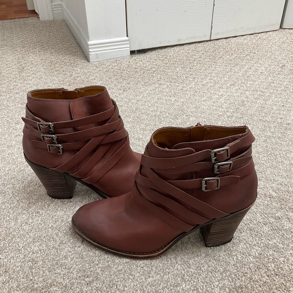 Lucky Brand Brown Ankle Booties with Western Style